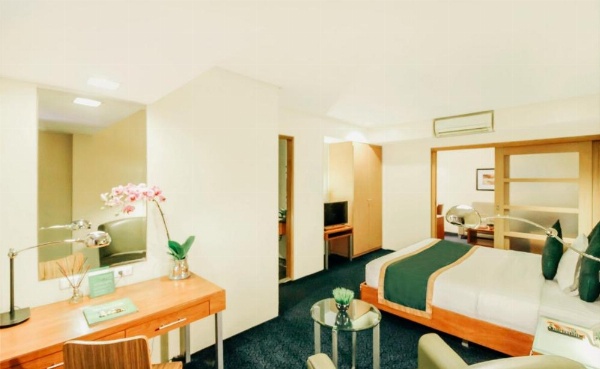 Greenhills Elan Hotel image 8